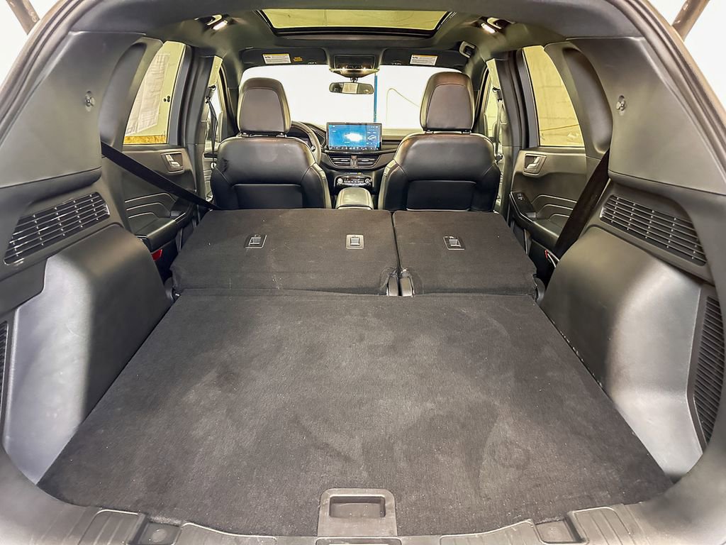 Used 2025 Ford Escape ST-Line w/ Tech Pack #1 image 19