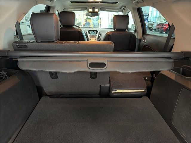 Used 2016 Chevrolet Equinox LTZ w/ Enhanced Convenience Package image 29