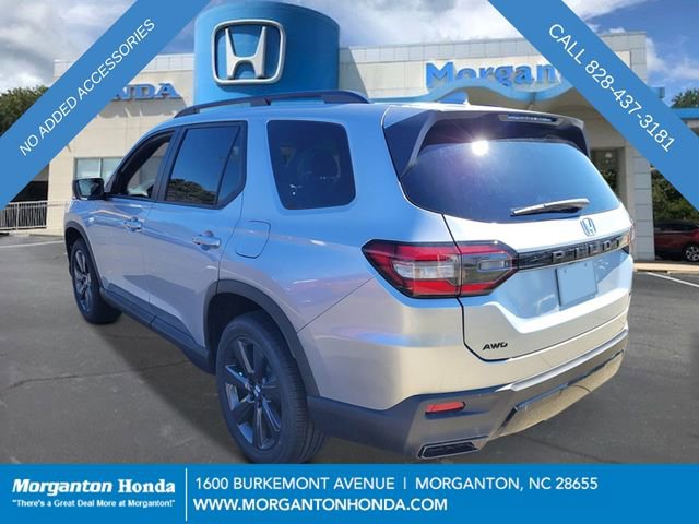 New 2026 Honda Pilot Sport image 3