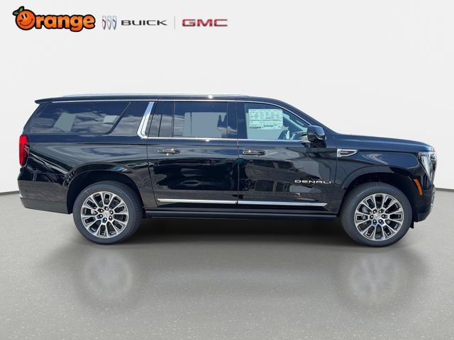 New 2026 GMC Yukon XL Denali w/ Denali Reserve Package AWD/4WD image 2