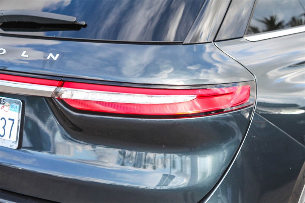 Used 2022 Lincoln Corsair Reserve image 11