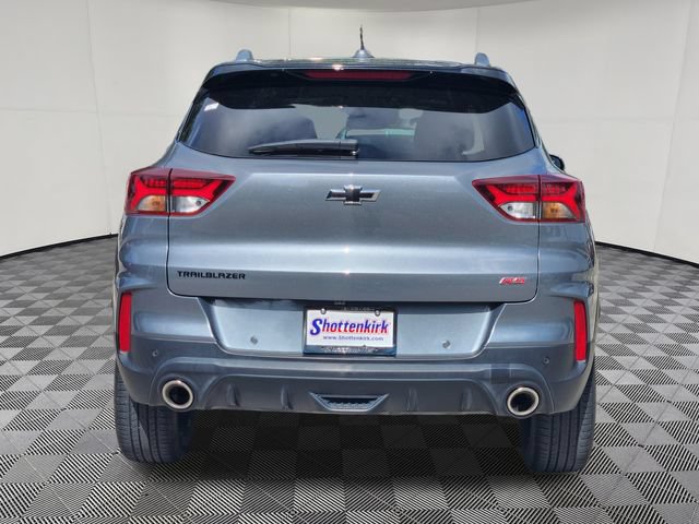Used 2022 Chevrolet TrailBlazer RS w/ Technology Package FWD image 7