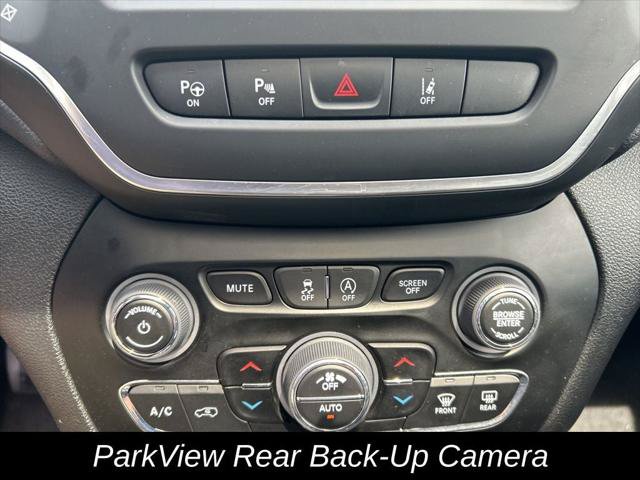 Certified 2023 Jeep Cherokee Altitude Lux w/ Lux Elite Package AWD/4WD image 28