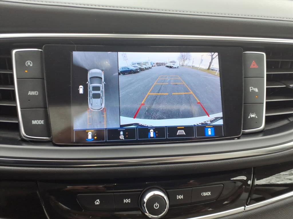 Used 2023 Buick Enclave Avenir w/ Avenir Technology Package image 11
