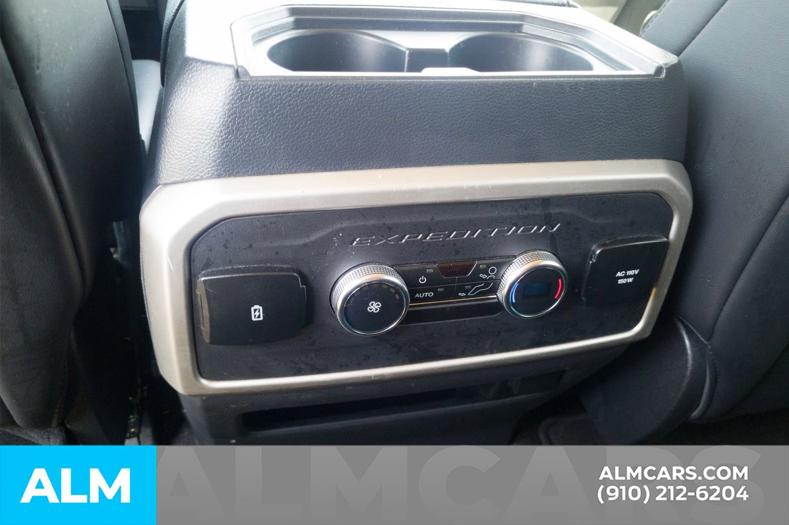Used 2024 Ford Expedition XLT AWD/4WD image 23