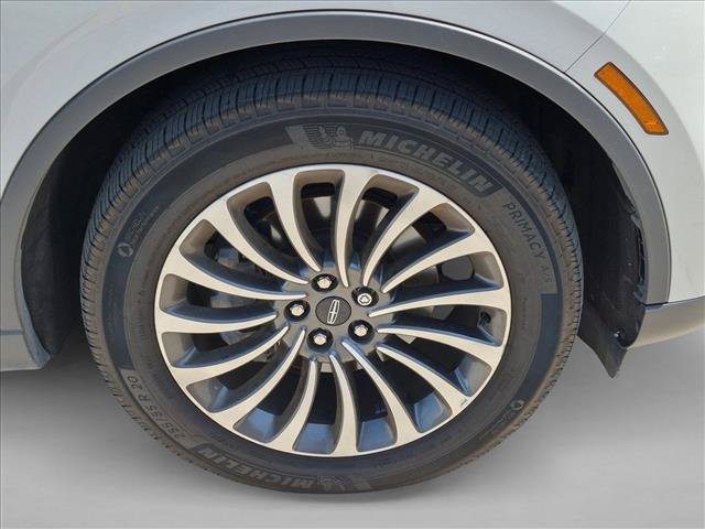 Used 2023 Lincoln Aviator 2WD w/ Premium Package image 21