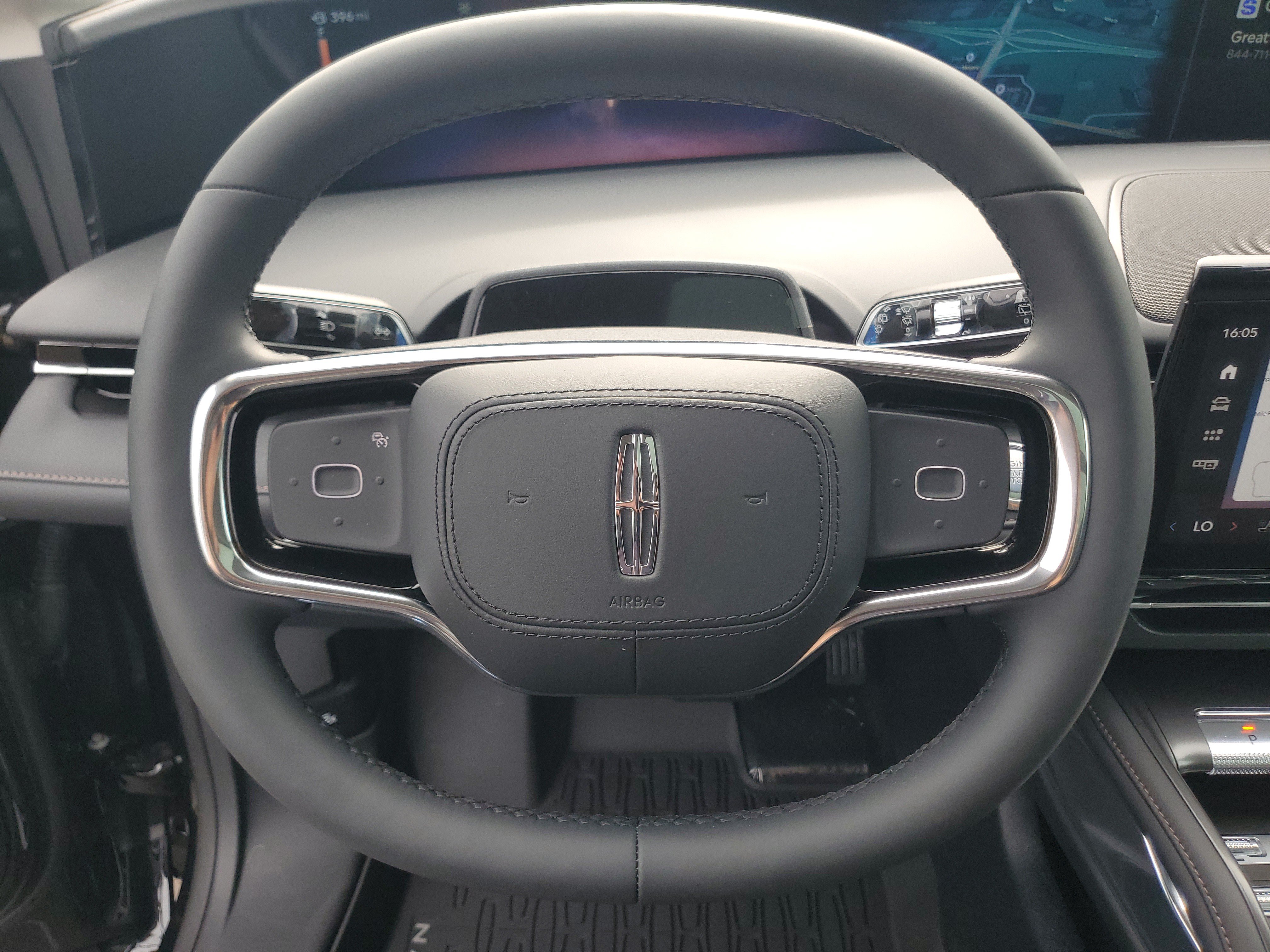 New 2026 Lincoln Nautilus Reserve AWD/4WD image 16