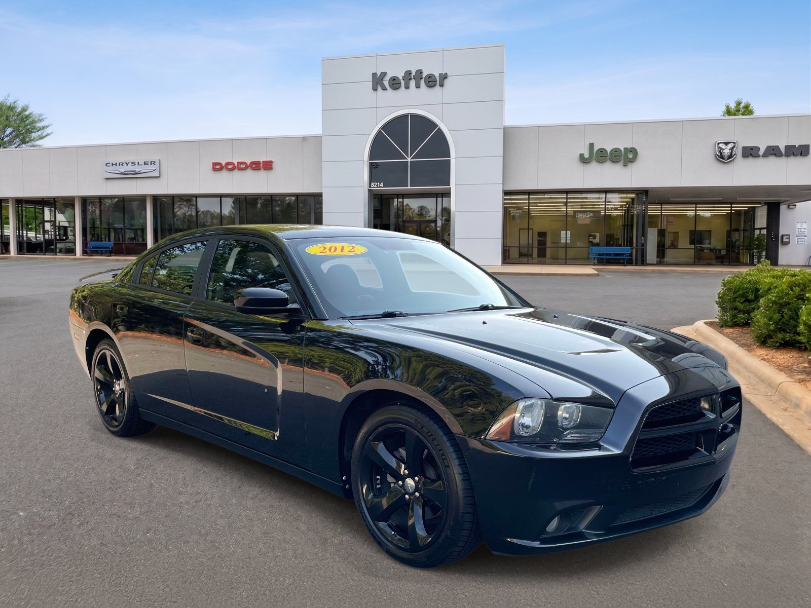 Used 2012 Dodge Charger SXT Plus RWD image 3