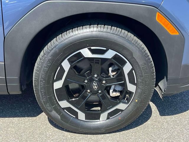 Used 2025 Hyundai Santa Fe SEL FWD image 17