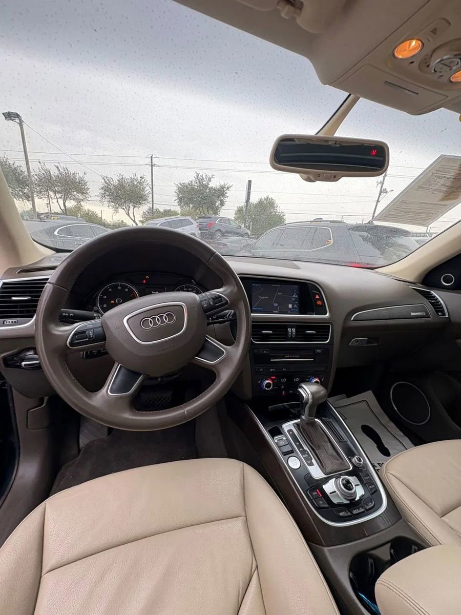 Used 2017 Audi Q5 2.0T Premium Plus w/ Technology Package AWD/4WD image 9