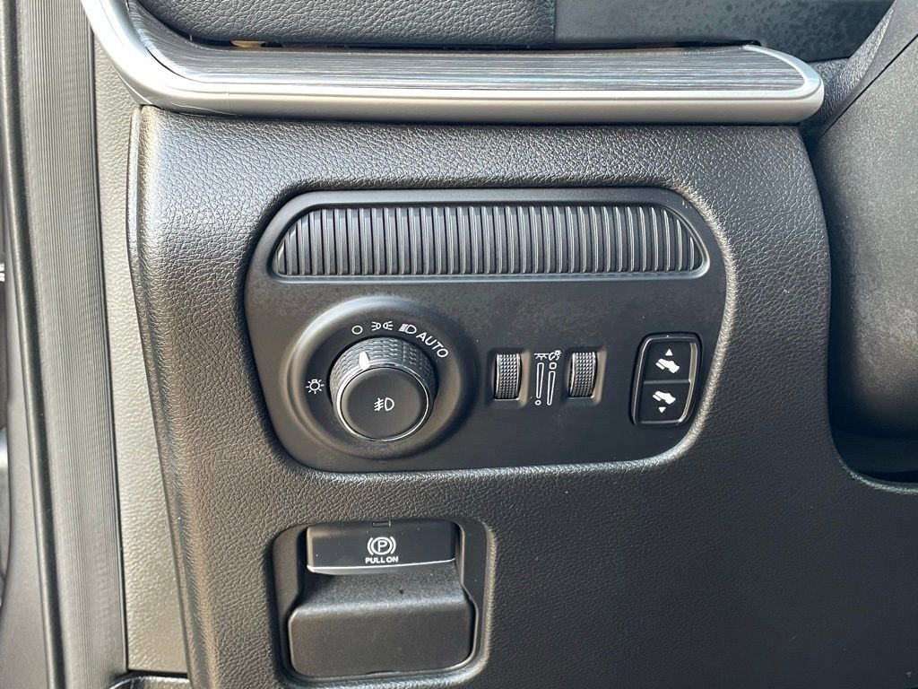 Used 2024 Jeep Wagoneer Series III image 13