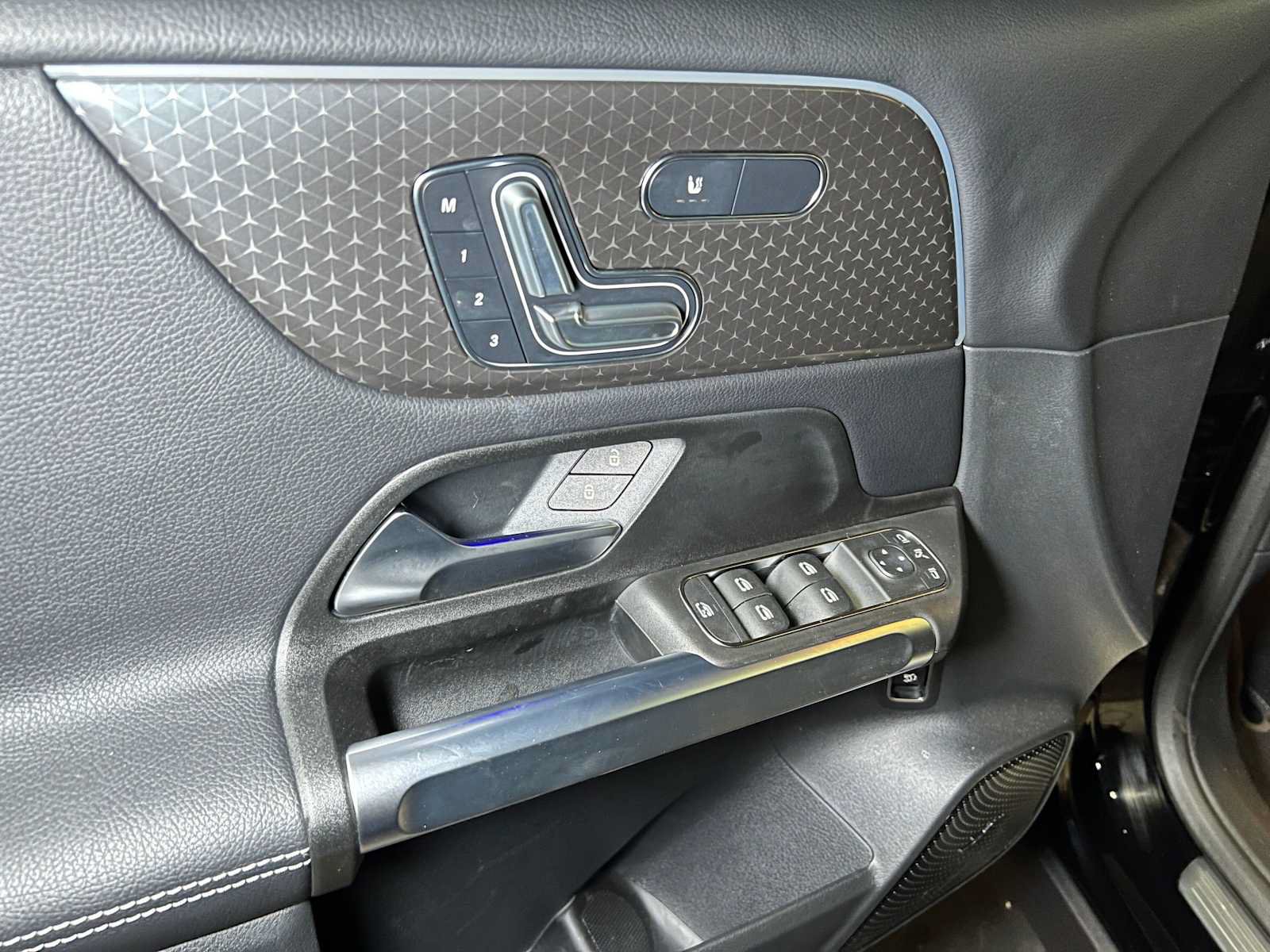Certified 2026 Mercedes-Benz GLB 250 4MATIC image 22