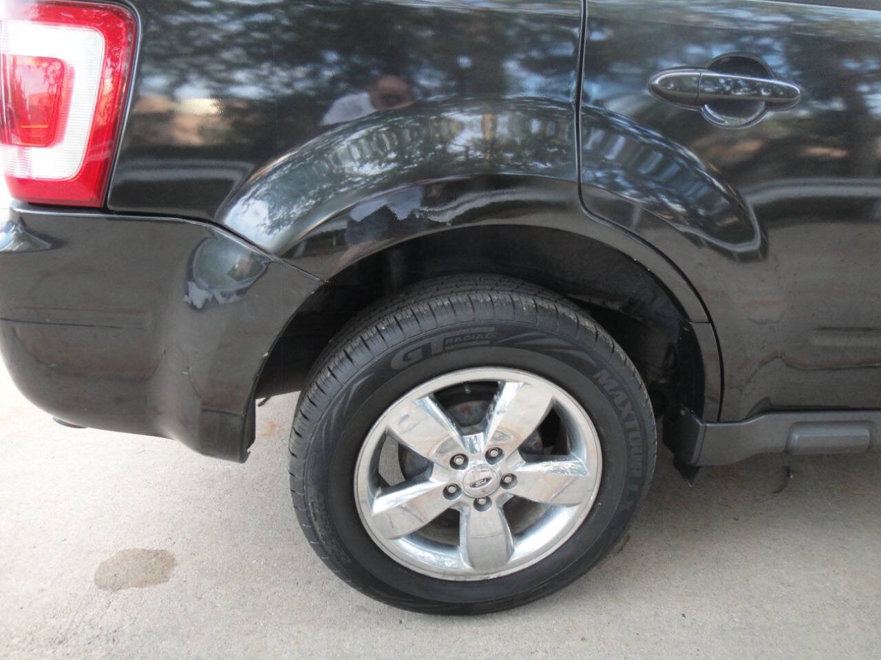 Used 2011 Ford Escape Limited w/ 302A Rapid Spec Order Code AWD/4WD image 28
