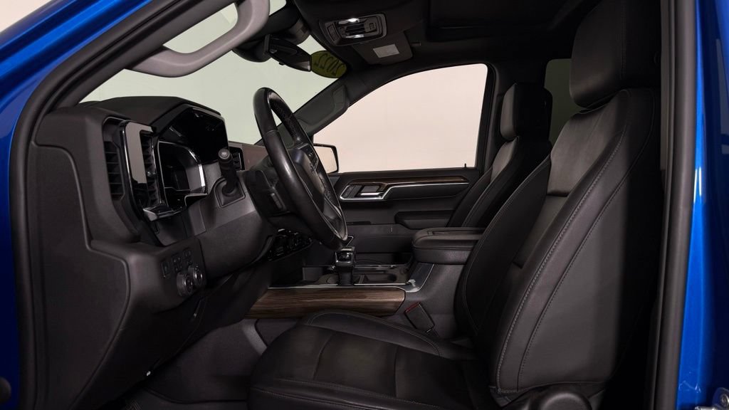 Used 2022 Chevrolet Silverado 1500 LT Trail Boss w/ LT Trail Boss Premium Package AWD/4WD image 13