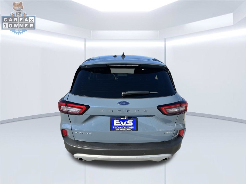 Used 2023 Ford Escape Active w/ Tech Pack #2 AWD/4WD image 4