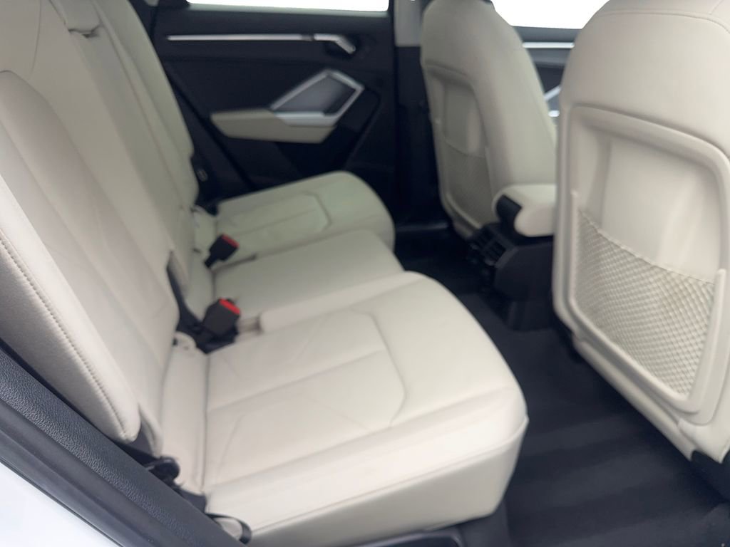 Used 2022 Audi Q3 2.0T Premium w/ Convenience Package image 40