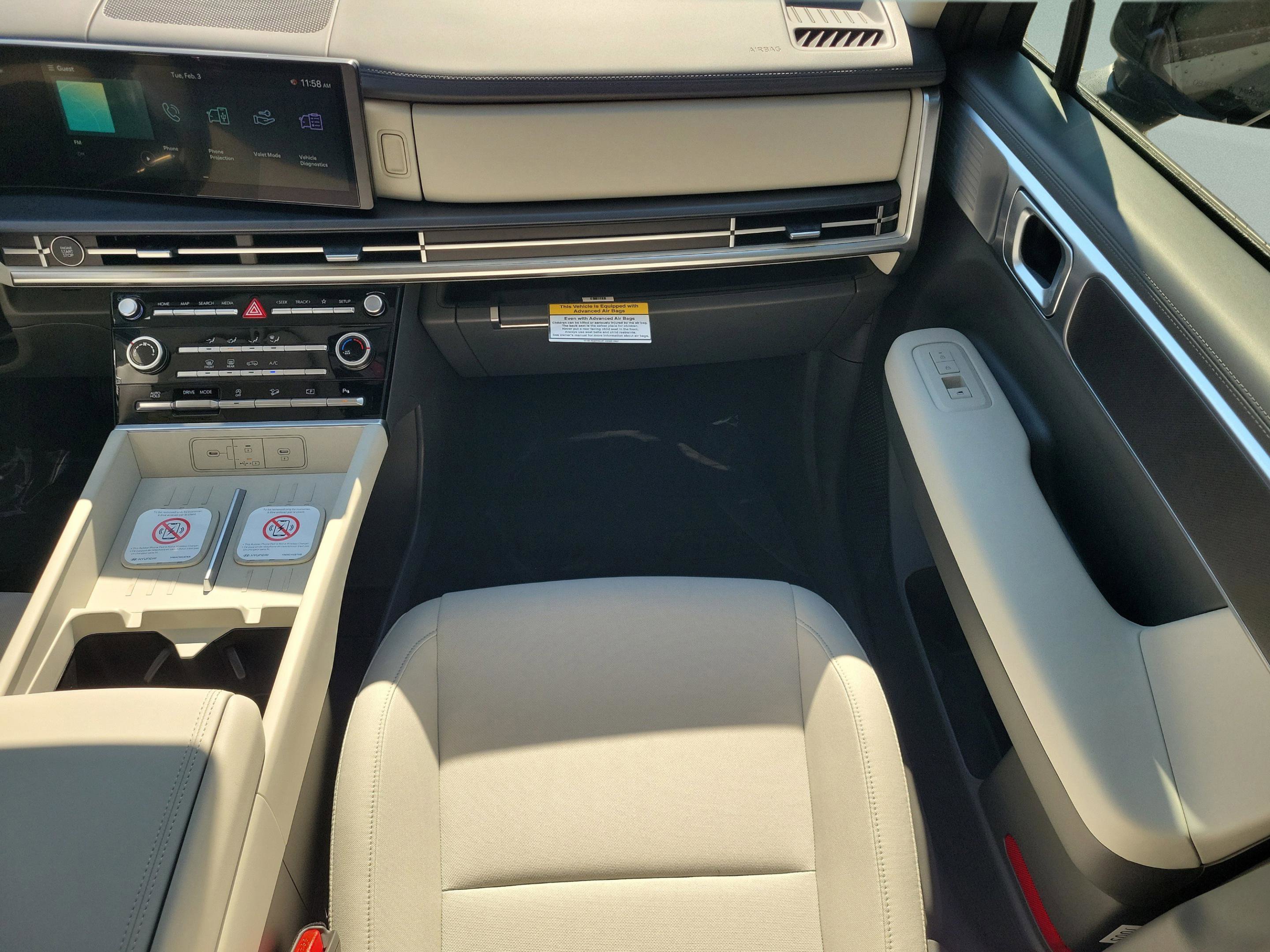 New 2026 Hyundai Santa Fe SE image 6