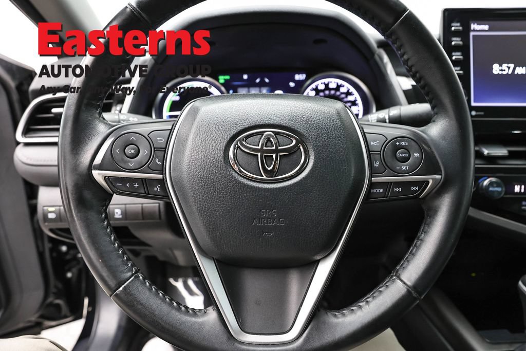 Used 2022 Toyota Camry XLE FWD image 10