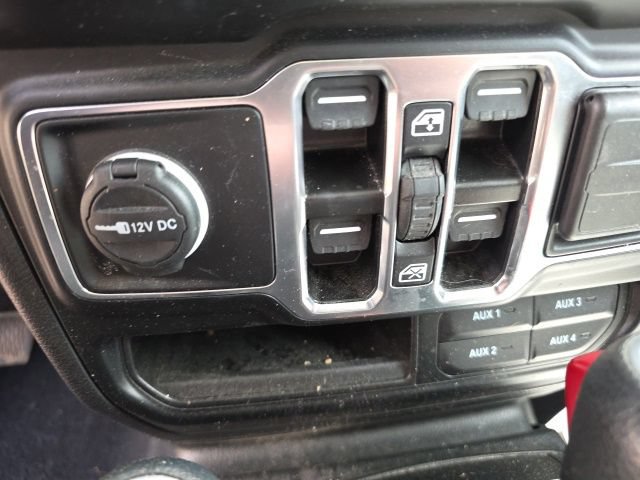 Used 2023 Jeep Wrangler Unlimited w/ Cold Weather Group AWD/4WD image 17