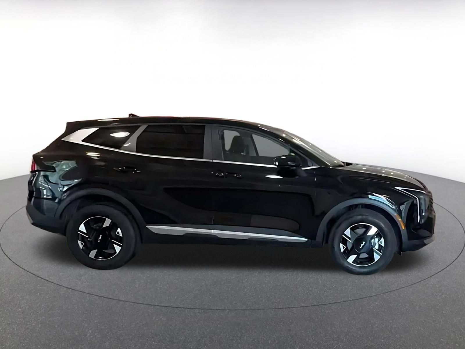 Used 2026 Kia Sportage LX AWD/4WD image 12