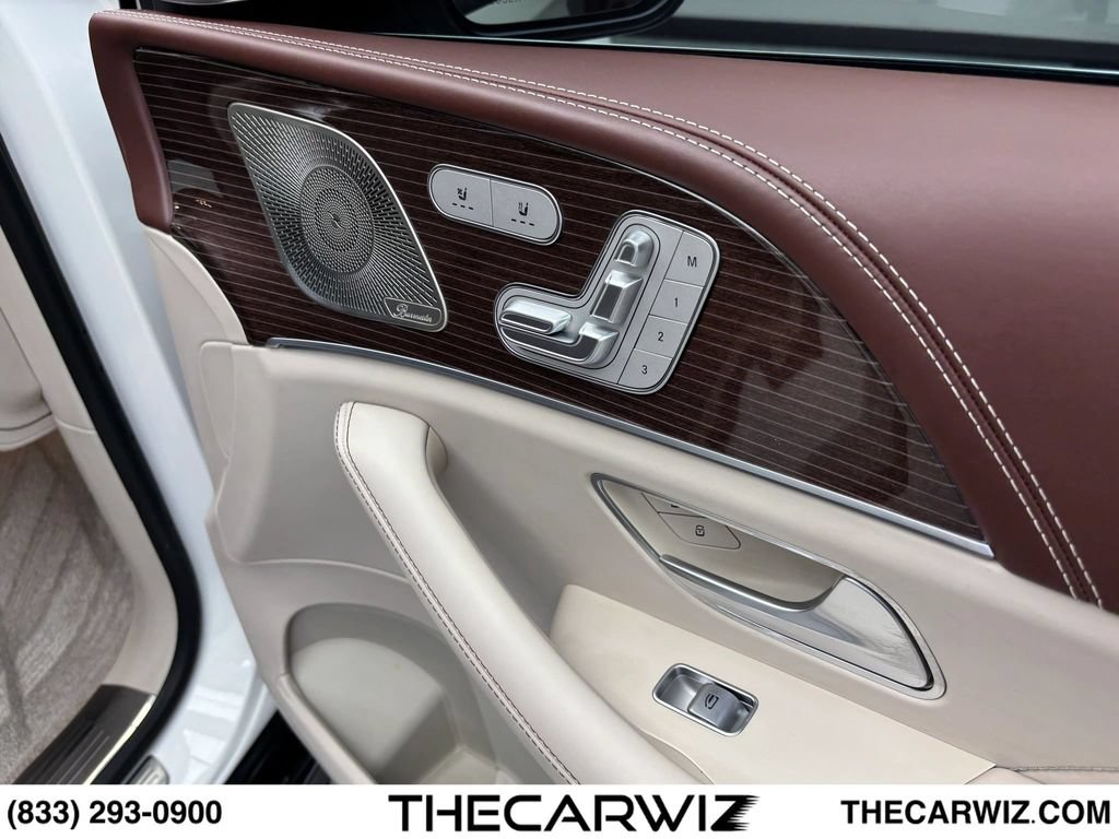 Used 2022 Mercedes-Benz Maybach GLS 600 4MATIC image 88