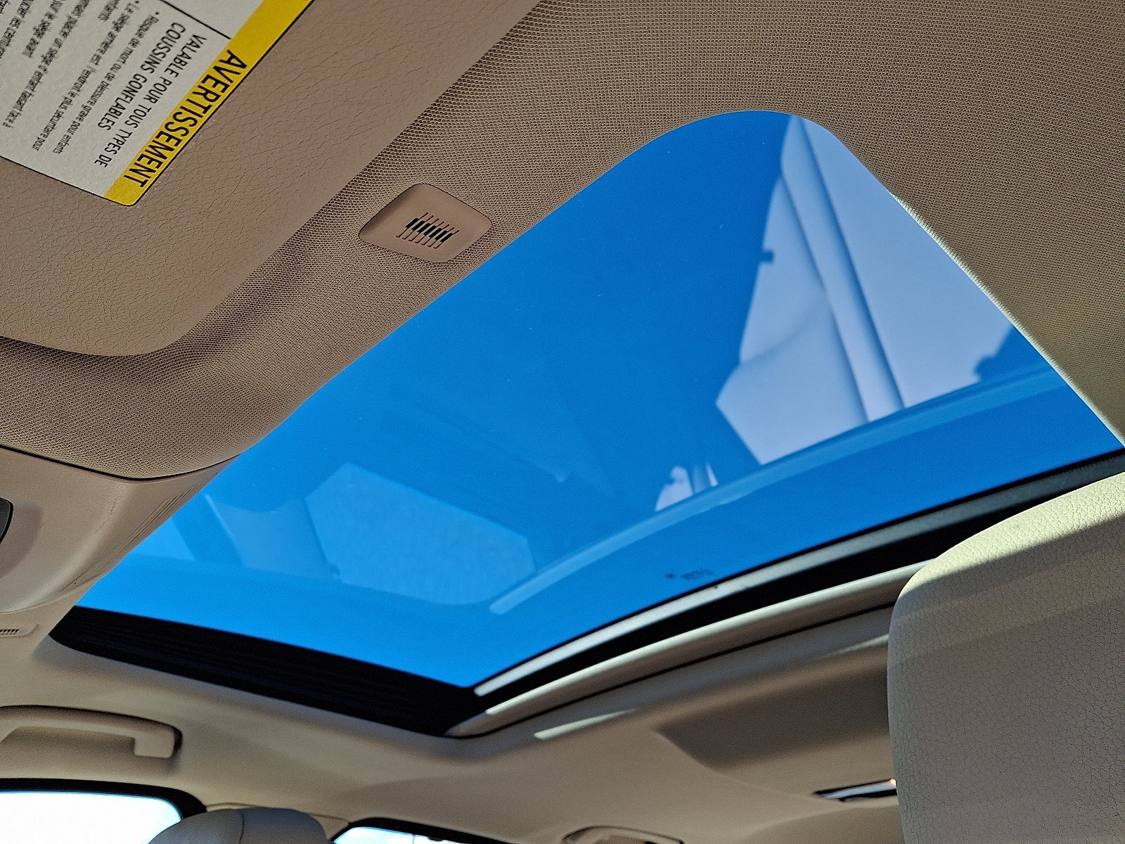 Used 2011 BMW 535i xDrive Sedan image 15