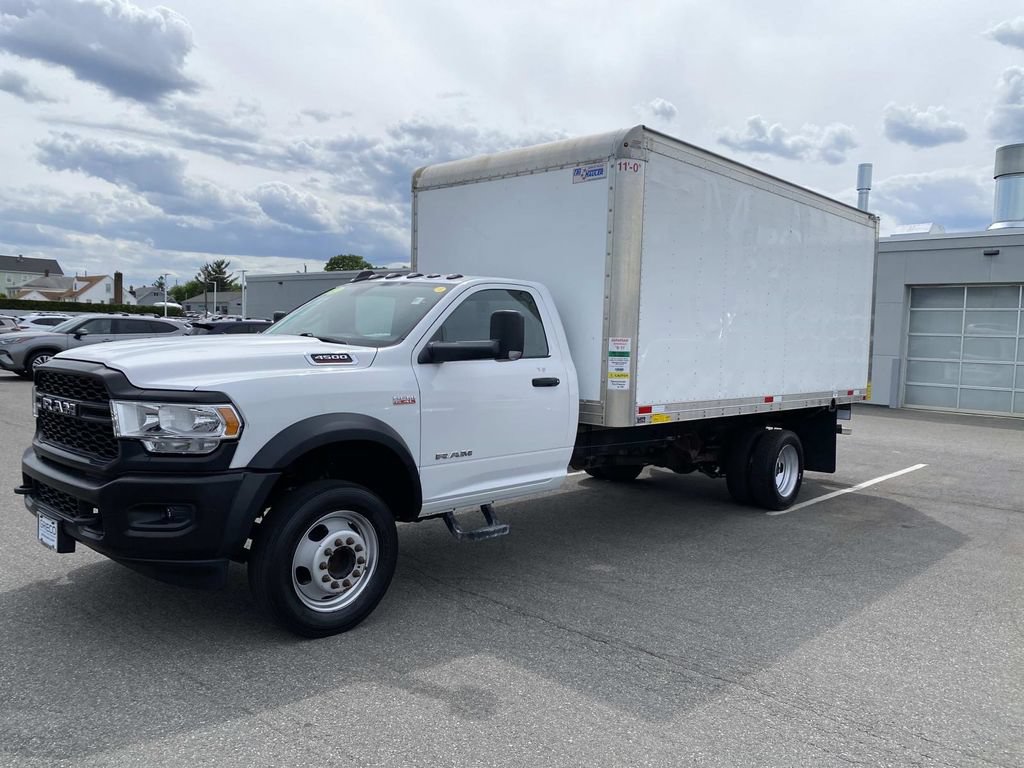 Used 2022 RAM 4500 Tradesman RWD image 4