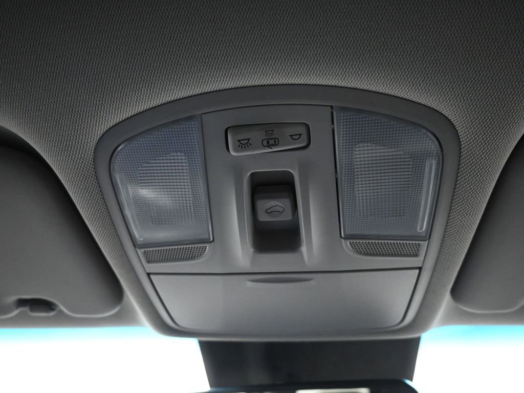 Used 2021 Hyundai Kona Limited image 17