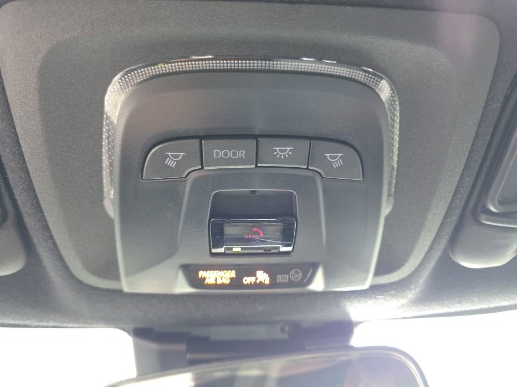 Used 2023 Toyota Corolla SE image 27