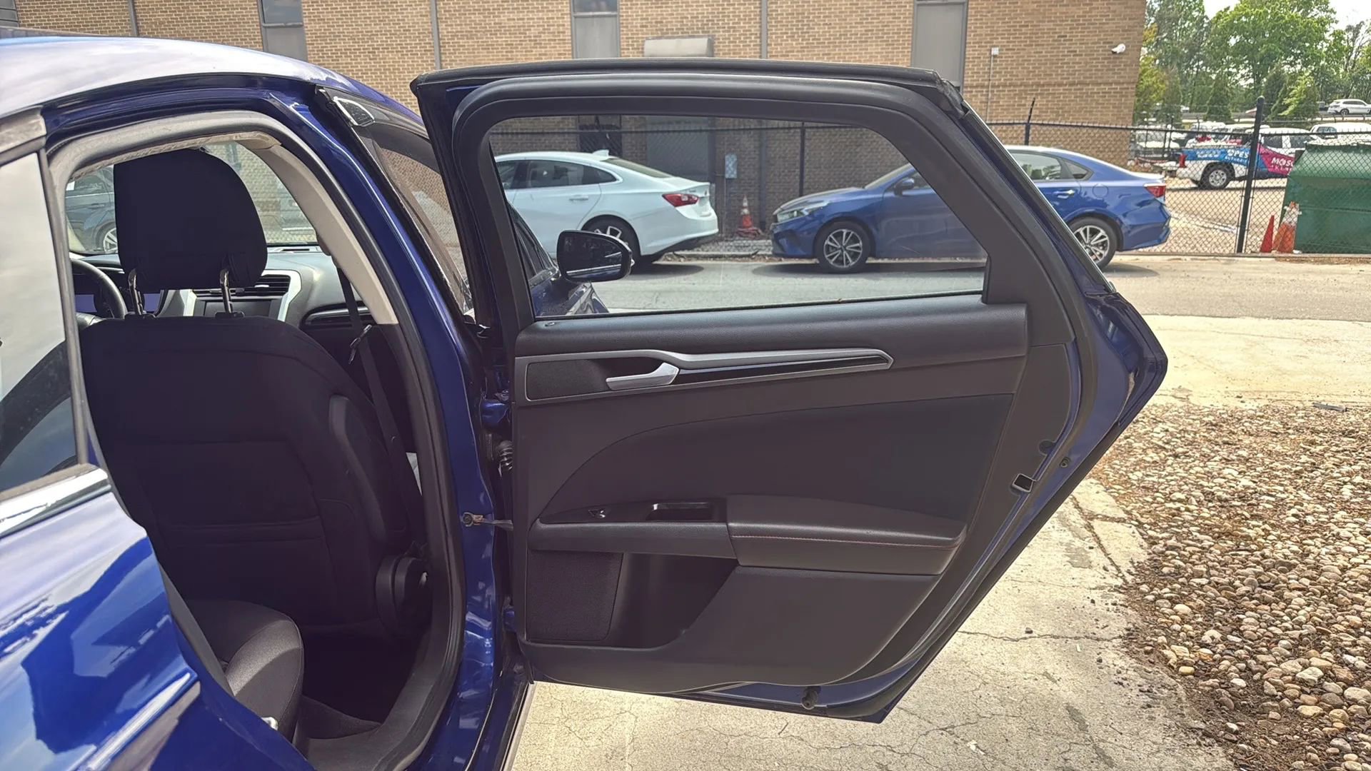 Used 2013 Ford Fusion SE FWD image 20