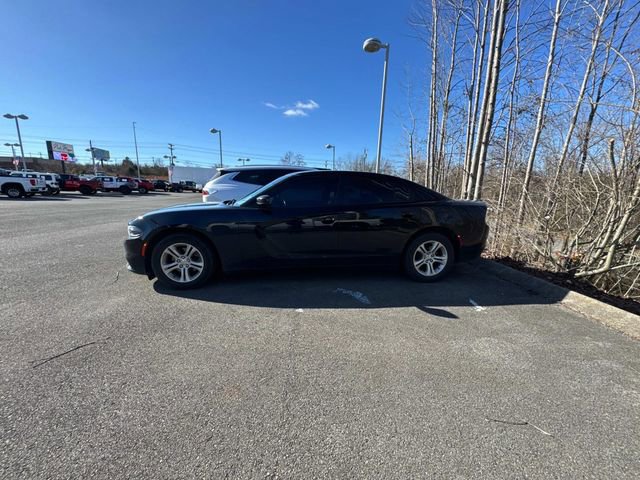 Used 2019 Dodge Charger SXT image 5