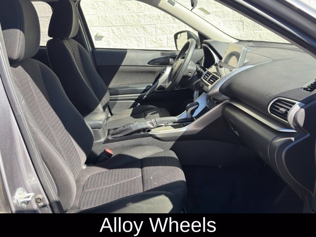 Used 2020 Mitsubishi Eclipse Cross LE FWD image 15