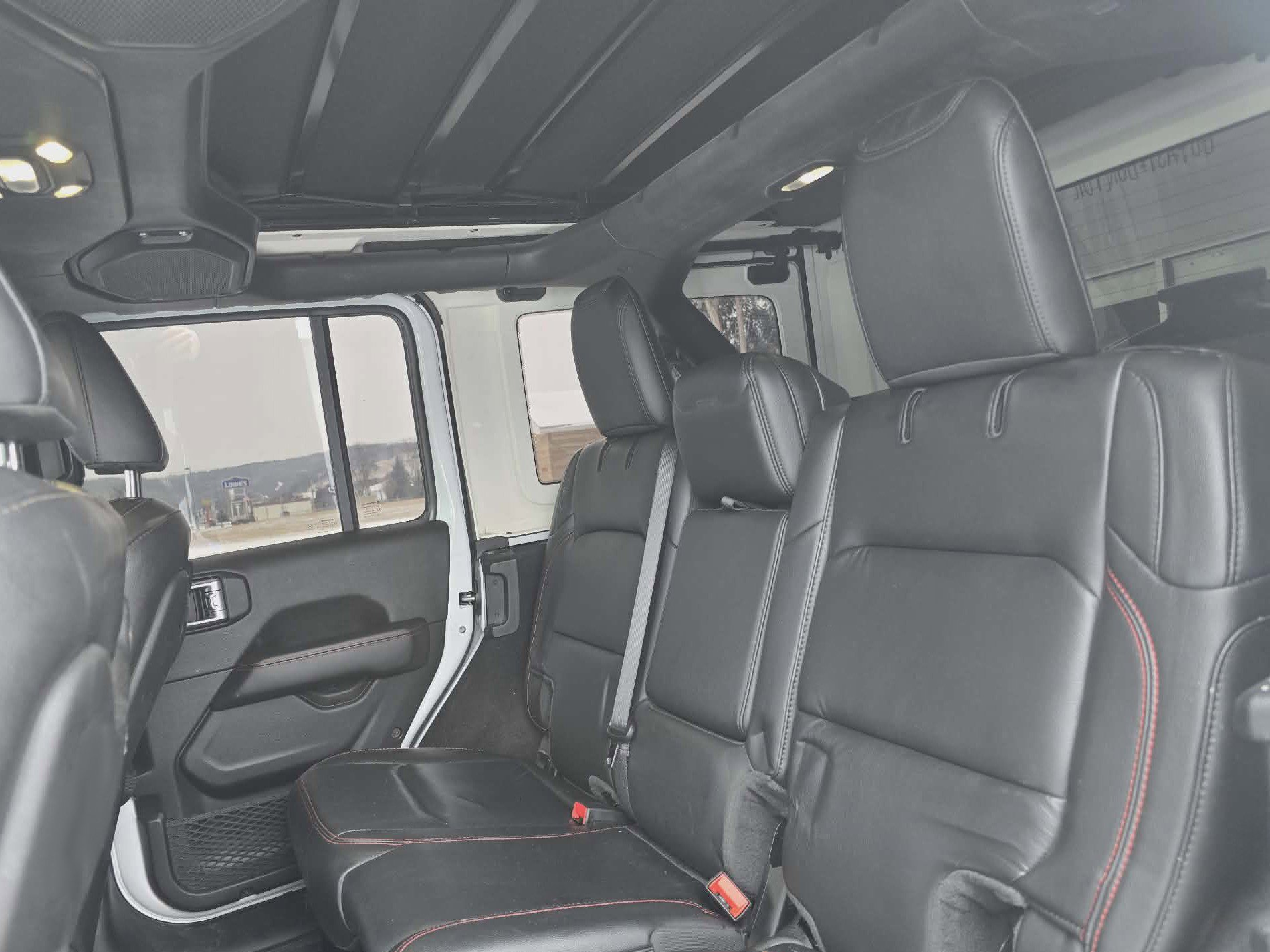 Used 2021 Jeep Wrangler Unlimited Rubicon image 14