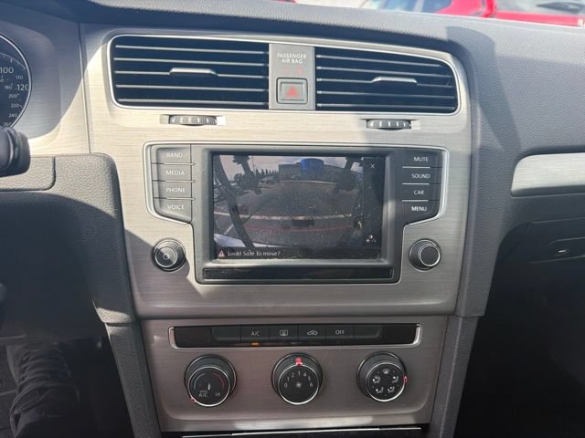 Used 2016 Volkswagen Golf S FWD image 16