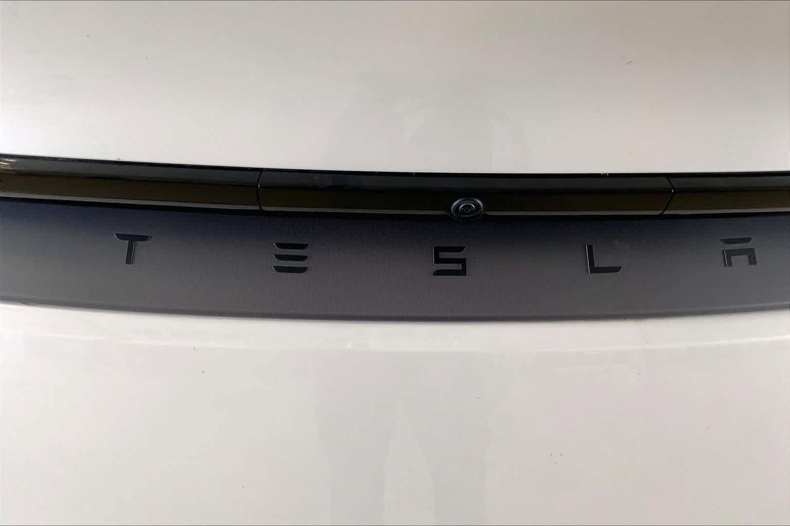 Used 2026 Tesla Model Y 2WD image 29