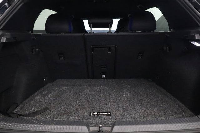 Used 2023 Volkswagen Golf 20th Anniversary Edition image 23