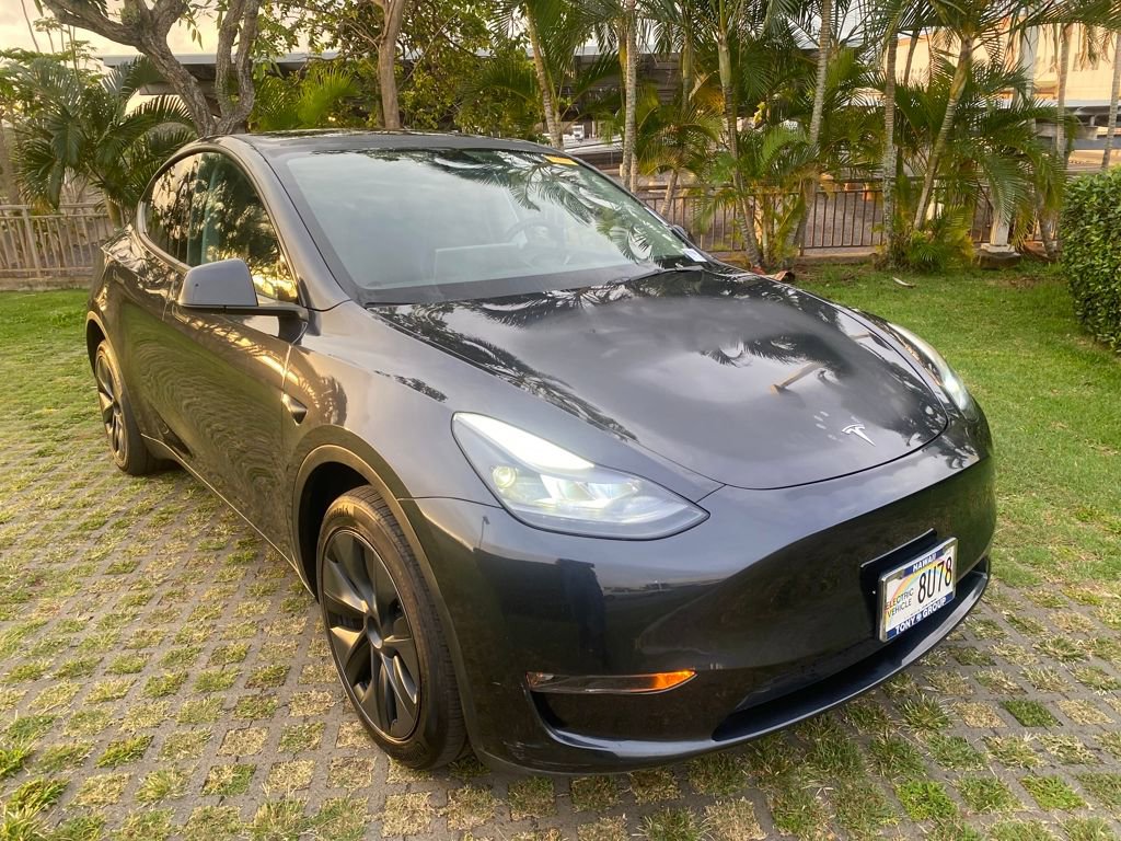 Used 2025 Tesla Model Y Long Range image 19