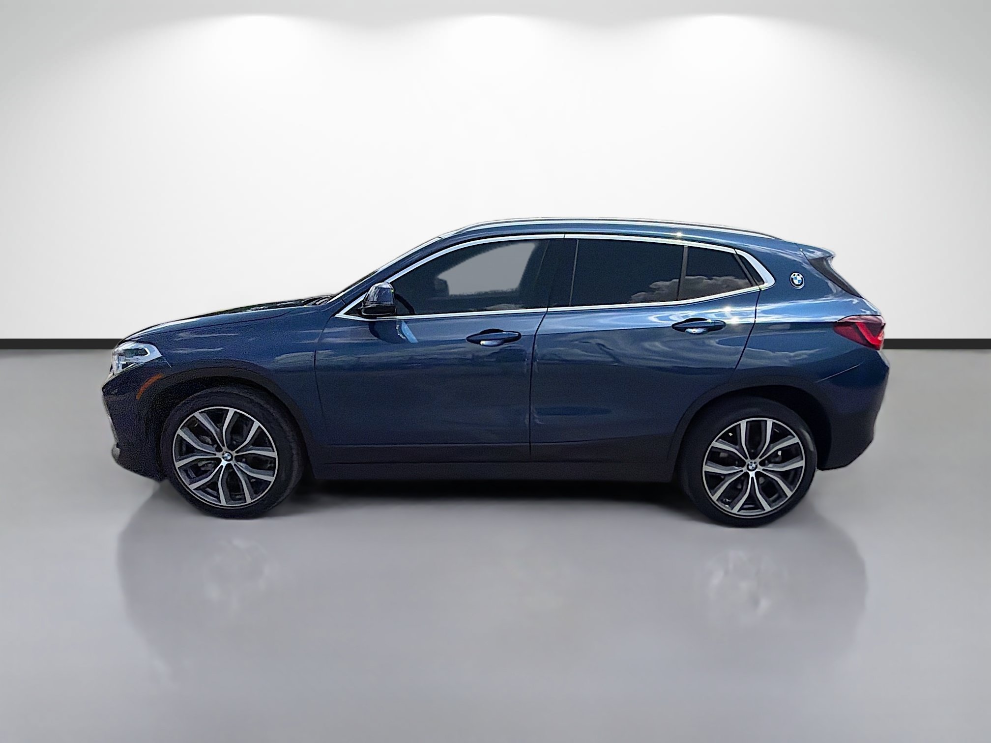 Used 2022 BMW X2 xDrive28i w/ Convenience Package AWD/4WD image 6