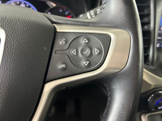 Used 2022 GMC Acadia Denali AWD/4WD image 16