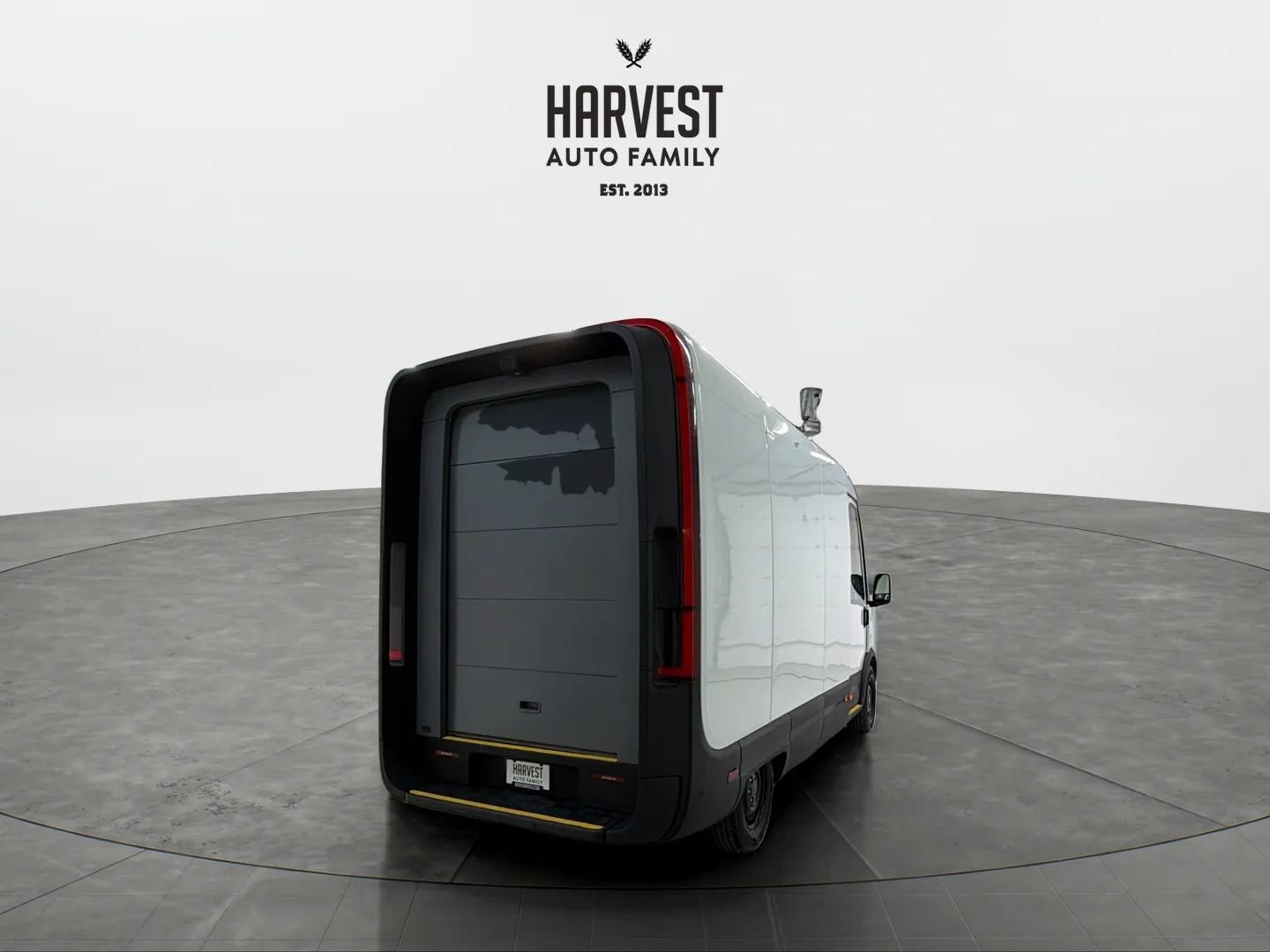 Used 2024 Rivian Delivery 500 FWD image 6