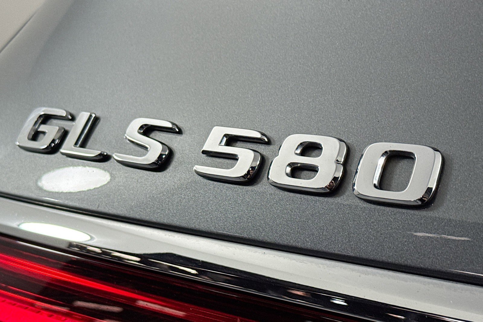 Used 2022 Mercedes-Benz GLS 580 4MATIC image 11