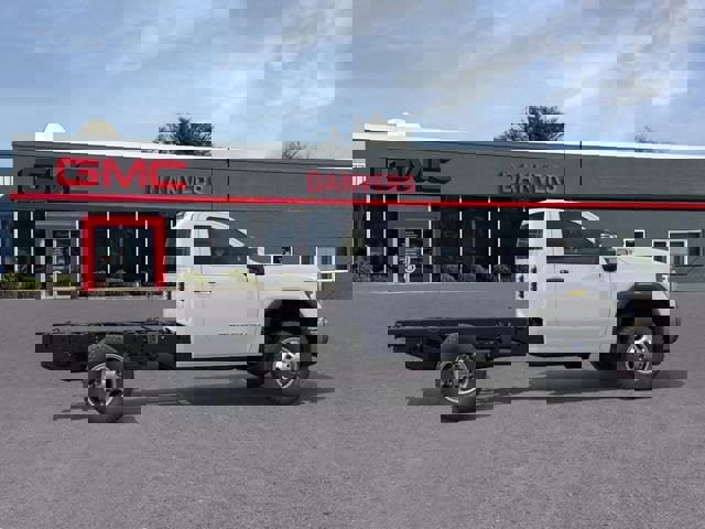 New 2026 GMC Sierra 3500 Pro image 5