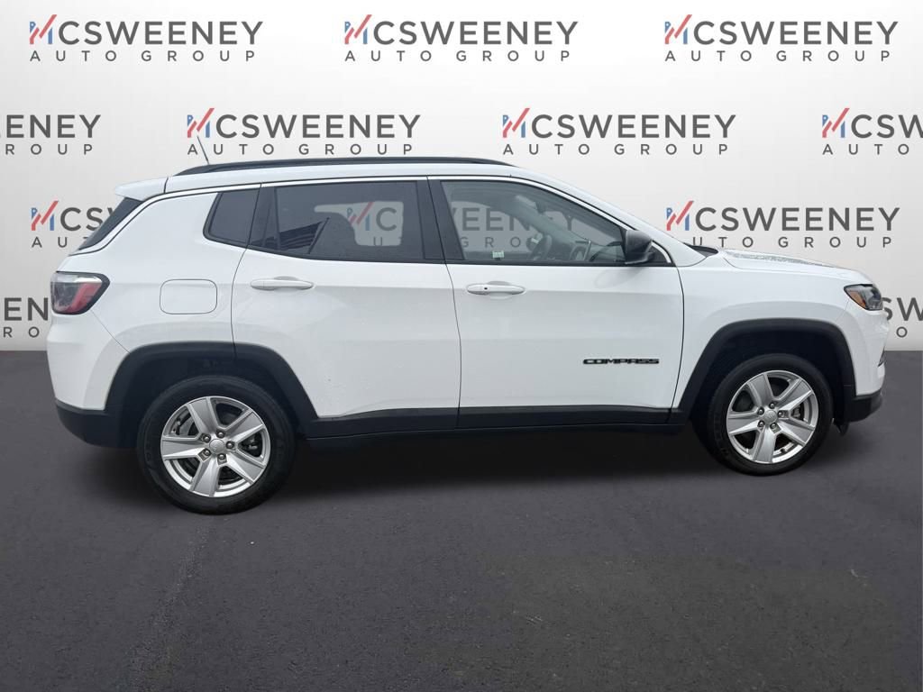 Used 2022 Jeep Compass Latitude image 6