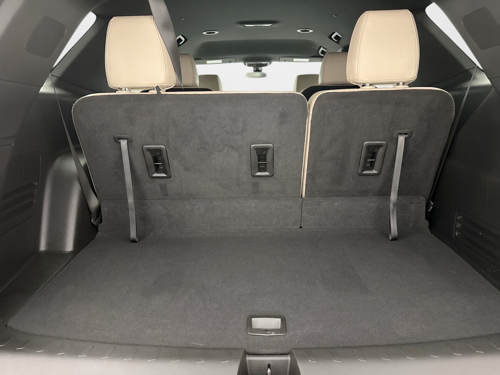 Used 2023 Chevrolet Traverse LT w/ LPO, Floor Liner Package AWD/4WD image 21