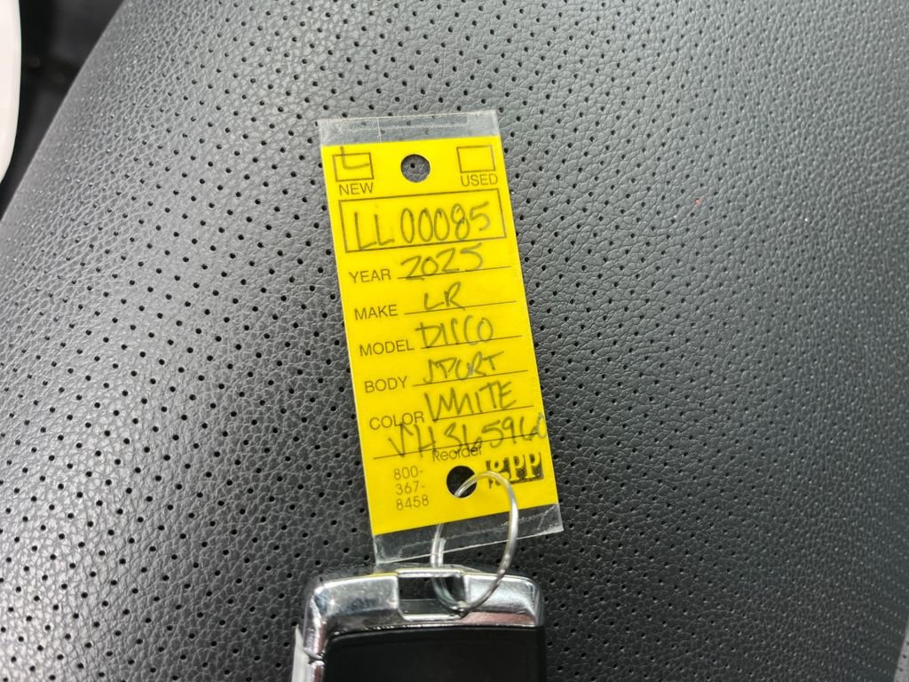 New 2025 Land Rover Discovery Sport S image 32