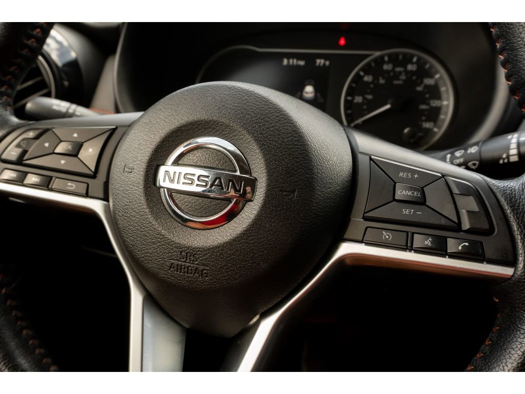 Used 2018 Nissan Kicks SR w/ Premium Package image 28