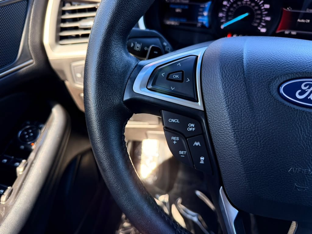 Used 2019 Ford Edge SEL w/ Equipment Group 201A AWD/4WD image 40