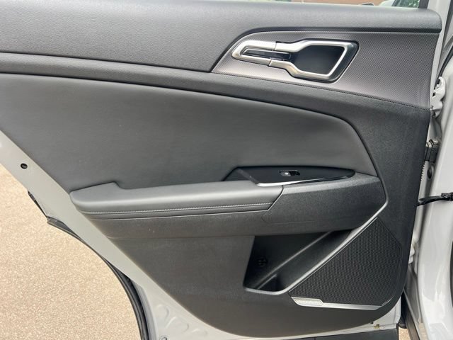 Used 2024 Kia Sportage SX FWD image 16
