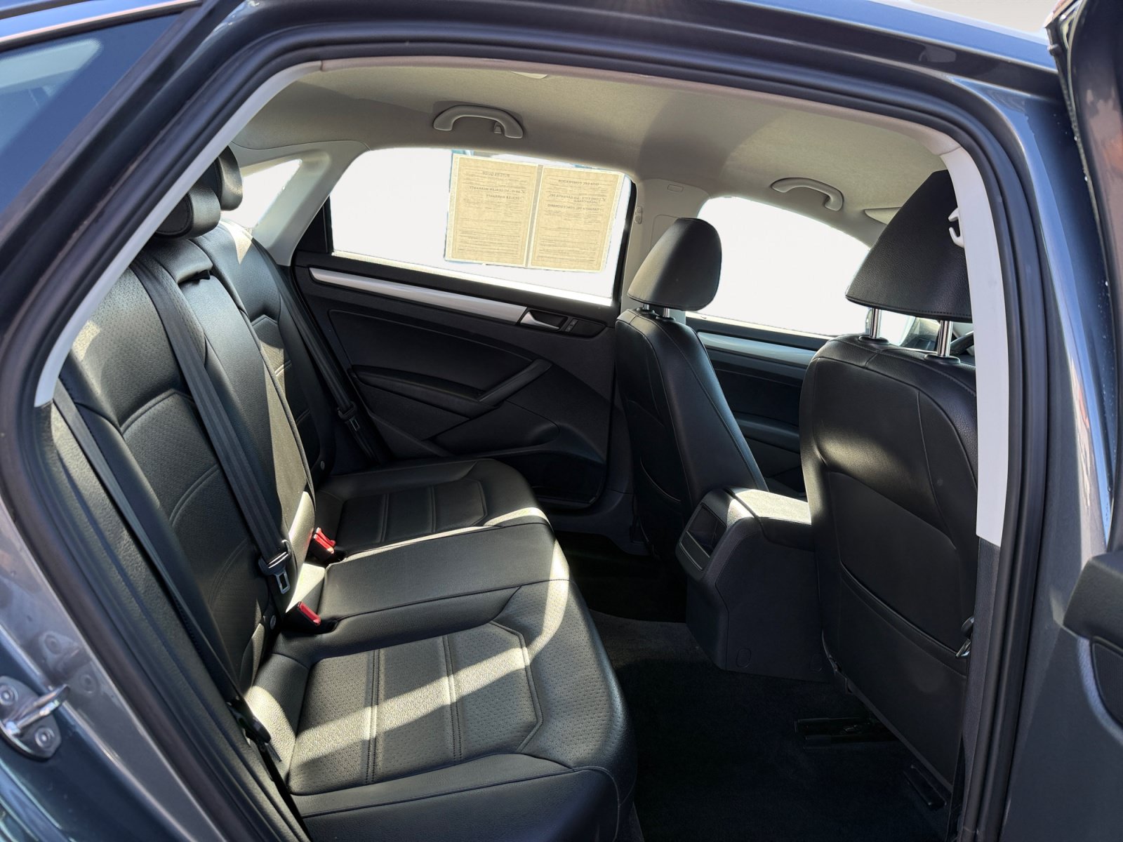 Used 2015 Volkswagen Passat 1.8T Limited Edition FWD image 18
