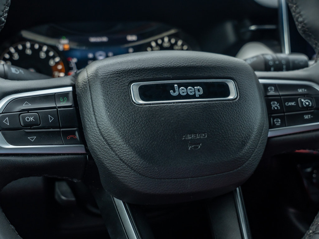 Used 2024 Jeep Compass Limited AWD/4WD image 32
